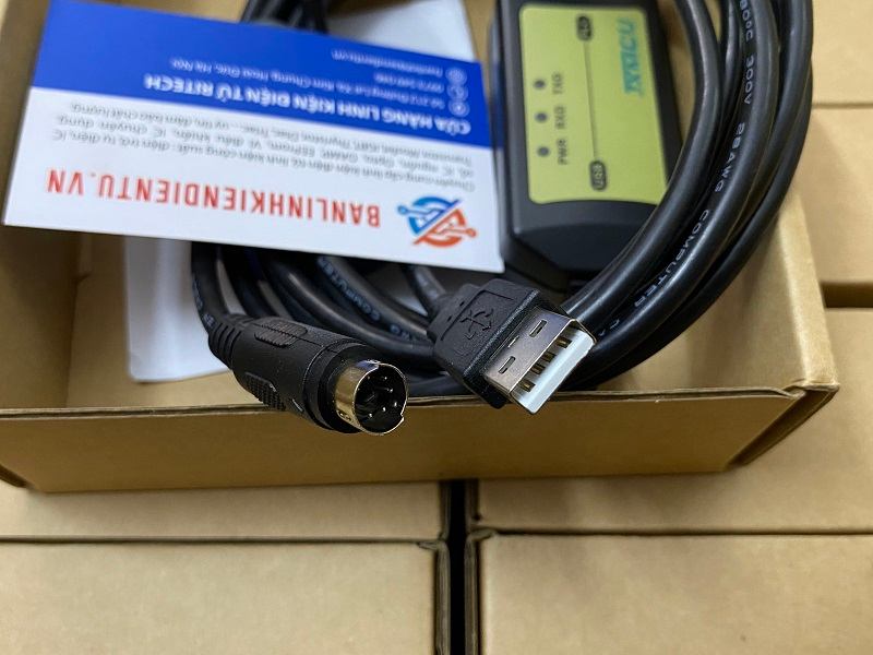 Cáp USB-QC30R2