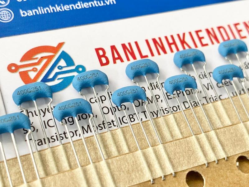 Thạch anh 4MHz 3 chân cắm