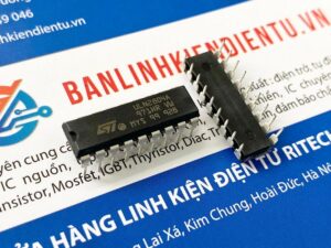 IC ULN2804