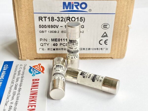 Cầu chì sứ 500V 16A 10x38mm